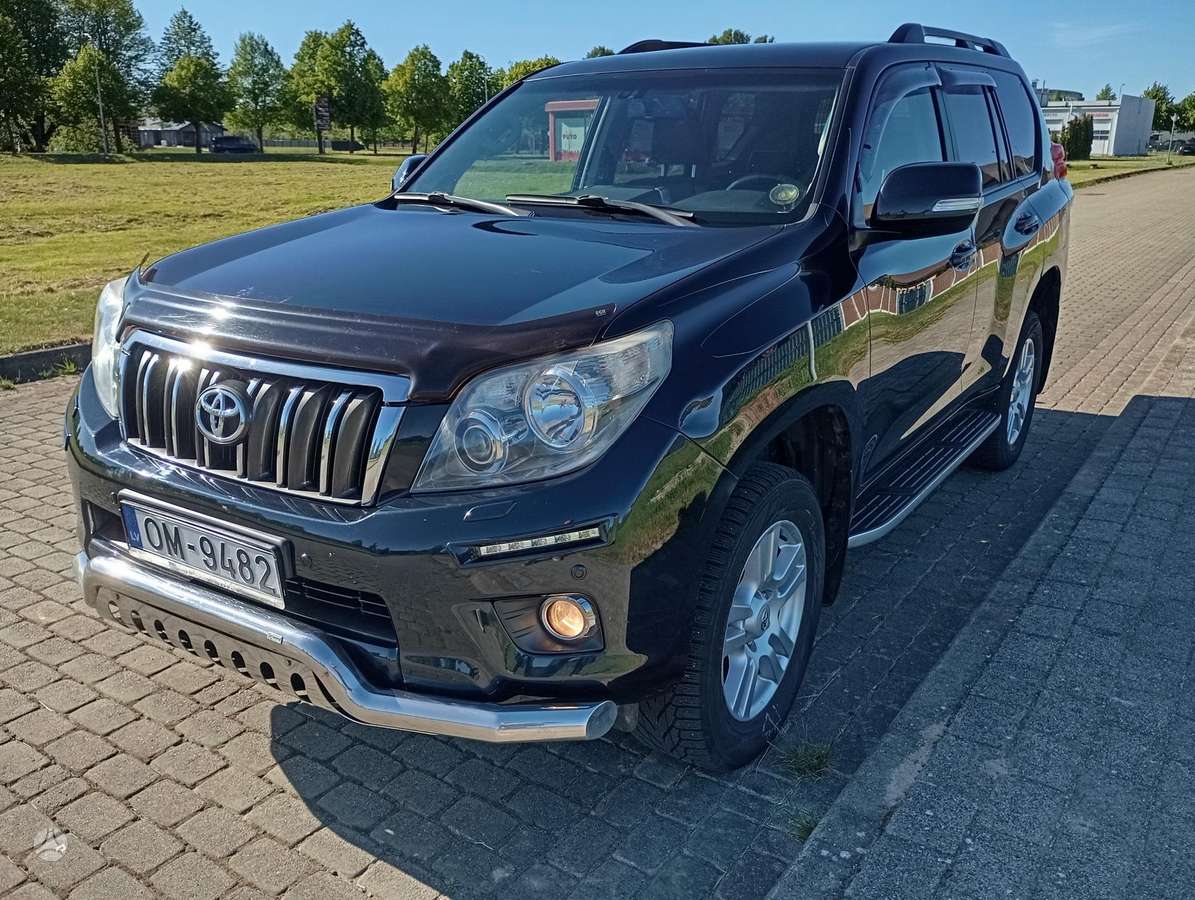 Toyota Land Cruiser - 3