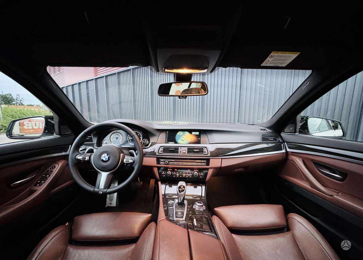 BMW 520, 2.0 l., Седан