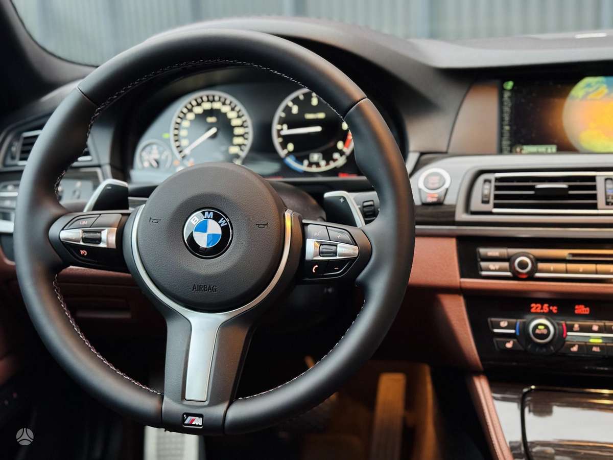 BMW 520, 2.0 l., Седан