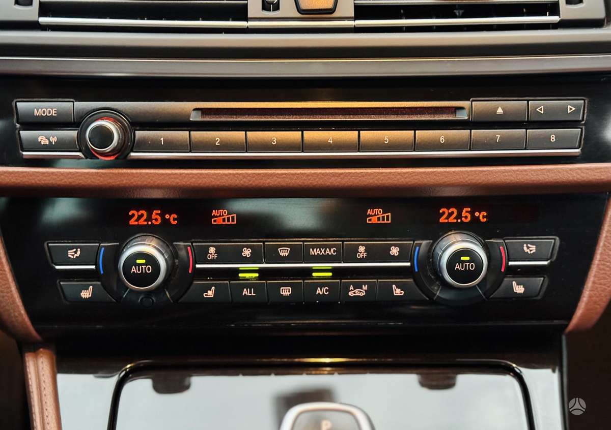 BMW 520, 2.0 l., Седан