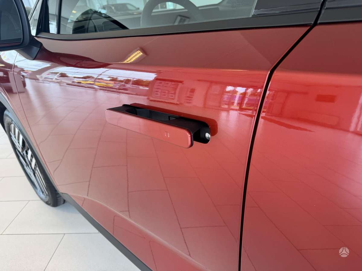 Nissan Leaf, 52 kWh, off-road / crossover