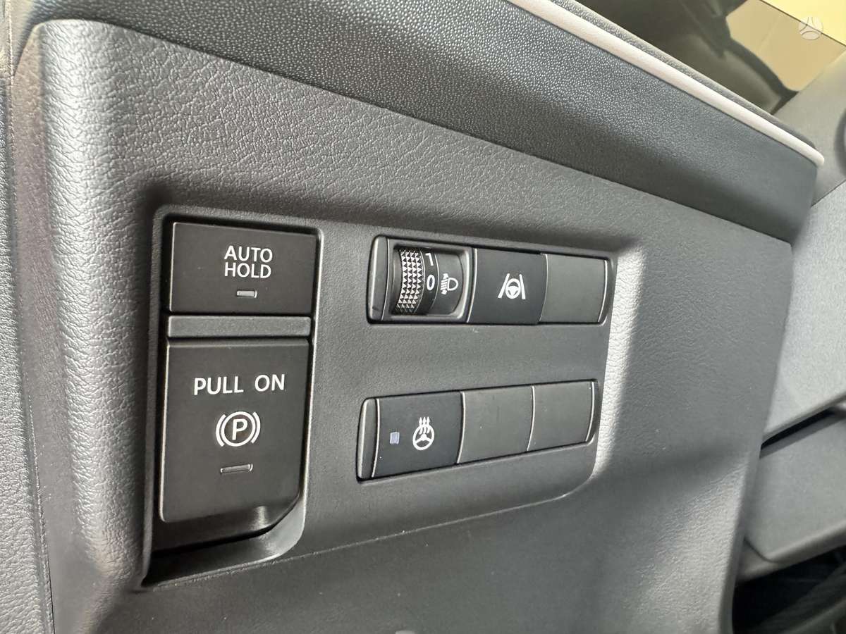 Nissan Leaf, 52 kWh, off-road / crossover
