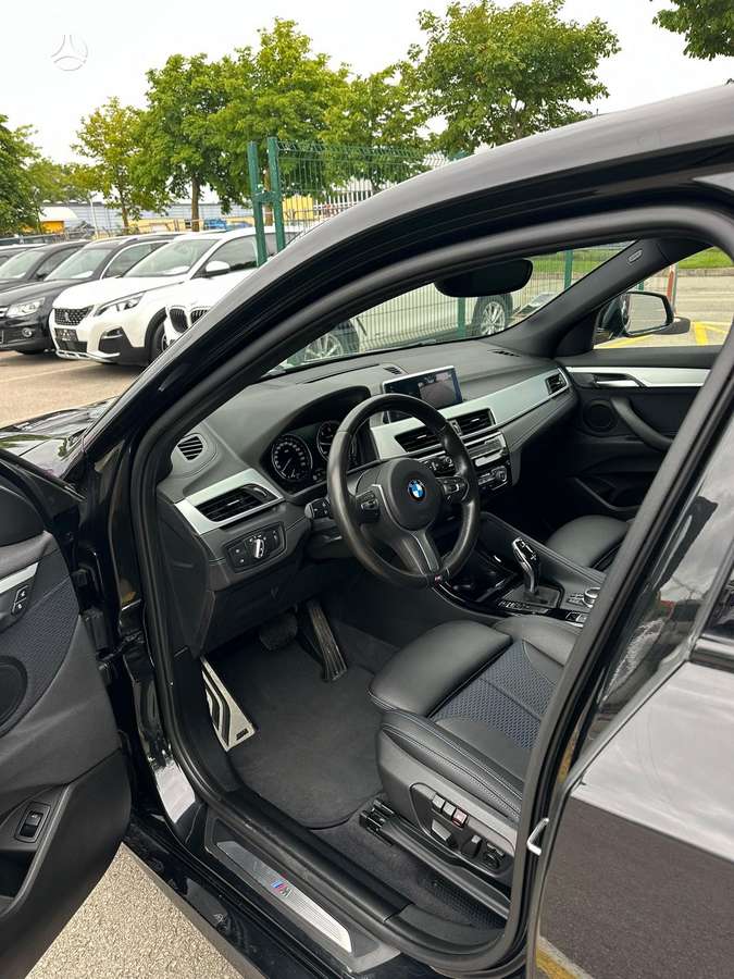 BMW X2, 2.0 l., Хэтчбек