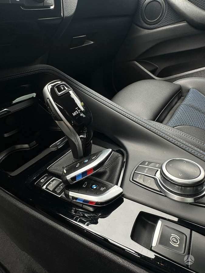 BMW X2, 2.0 l., Хэтчбек