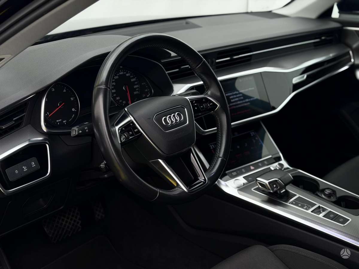 Audi A6, 2.0 l., Седан