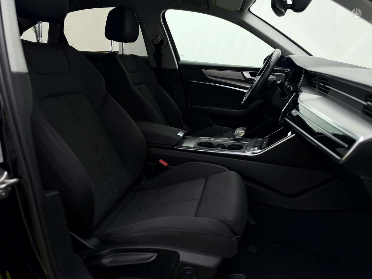 Audi A6, 2.0 l., Седан