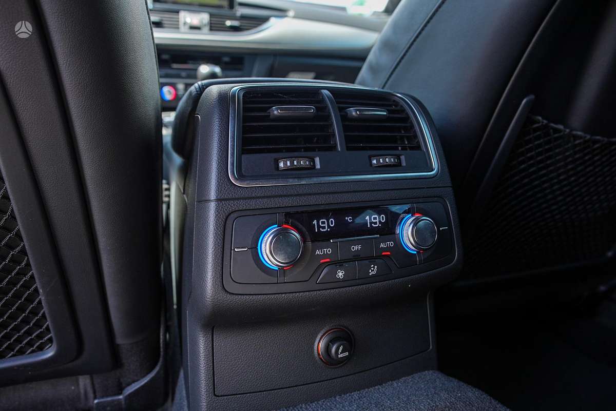 Audi A6, 3.0 l., wagon