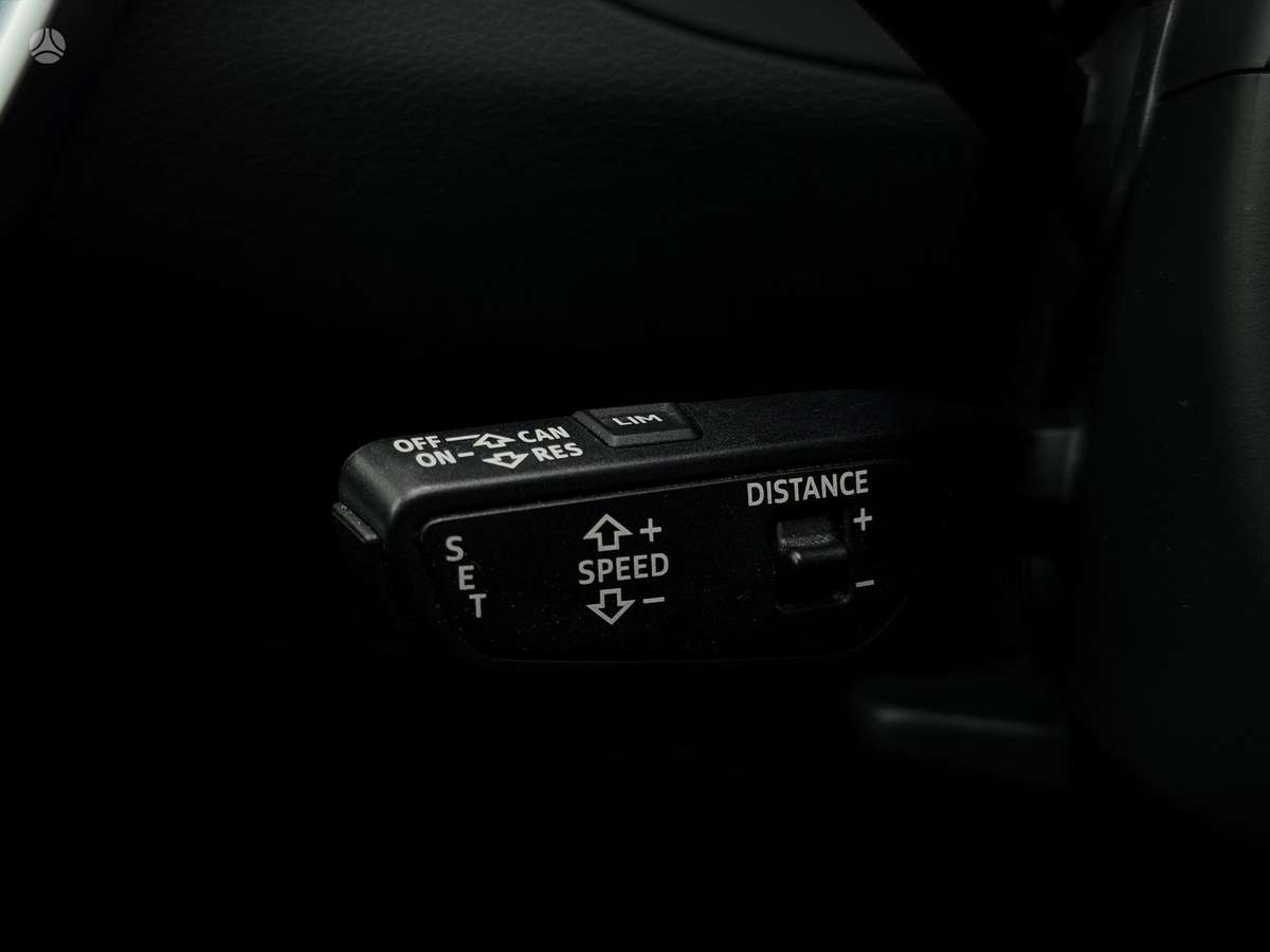 Audi A6, 2.0 l., Седан