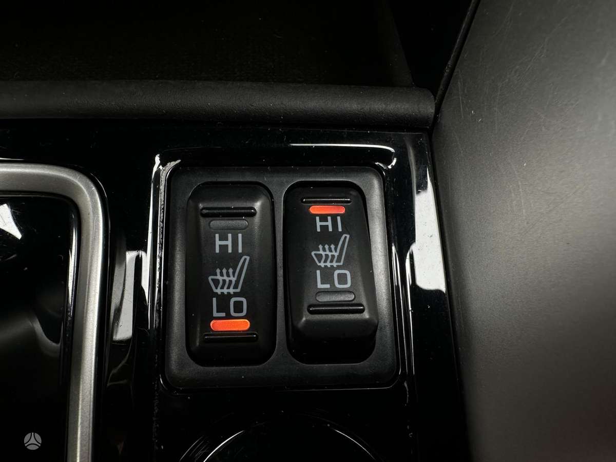 Mitsubishi Eclipse Cross, 1.5 l., off-road / crossover