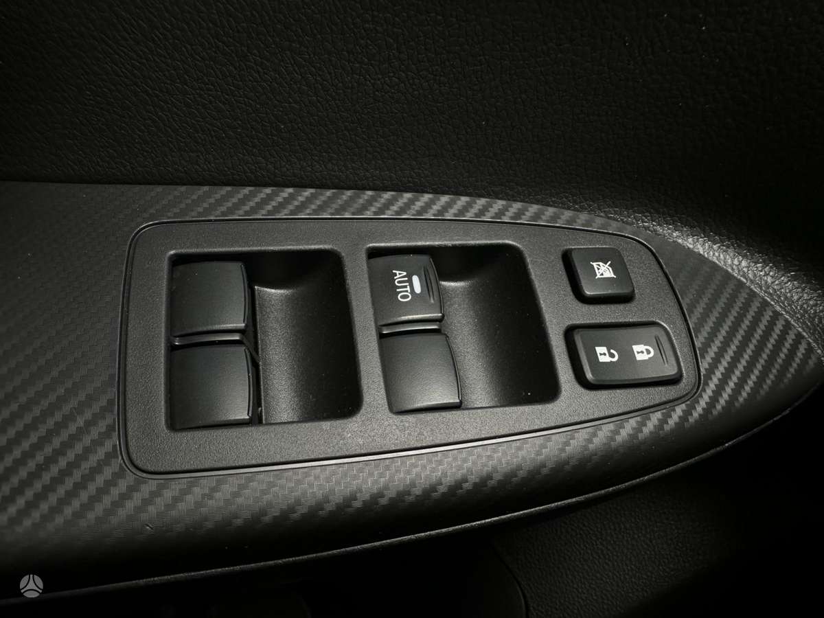 Mitsubishi Eclipse Cross, 1.5 l., off-road / crossover