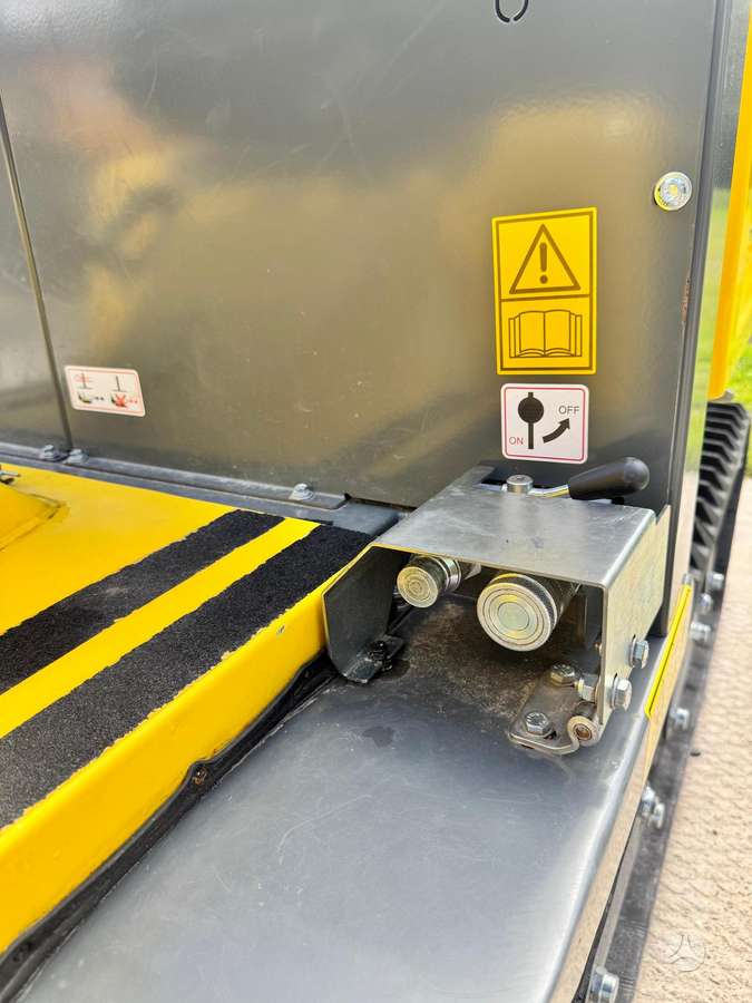 Wacker DT15, dumpers / tippers