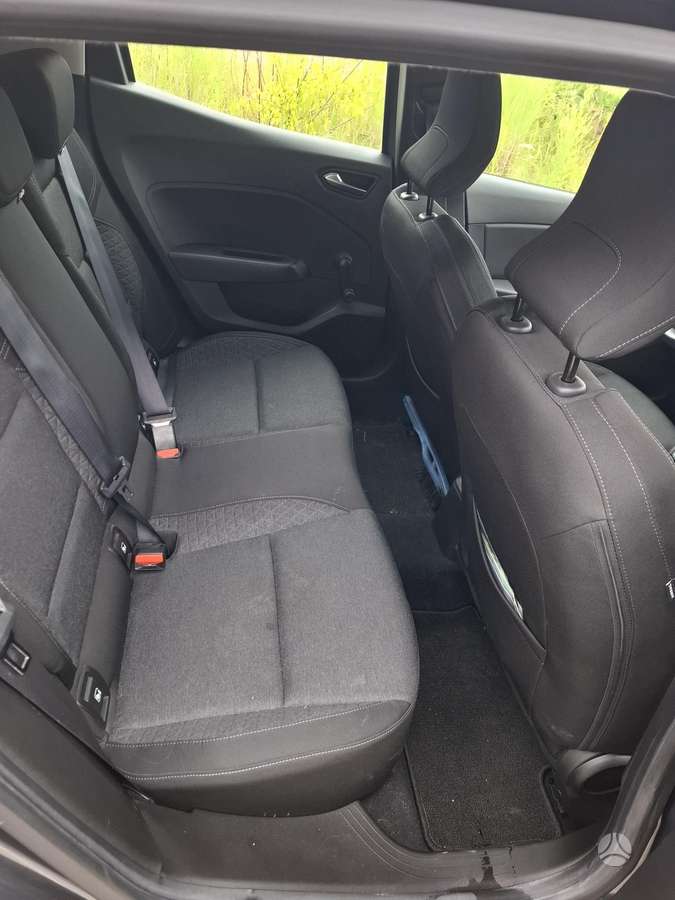 Renault Clio - 6
