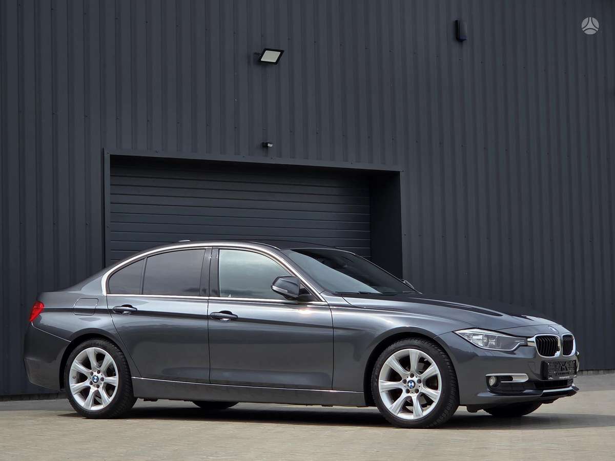 BMW 320, 2.0 l., Седан