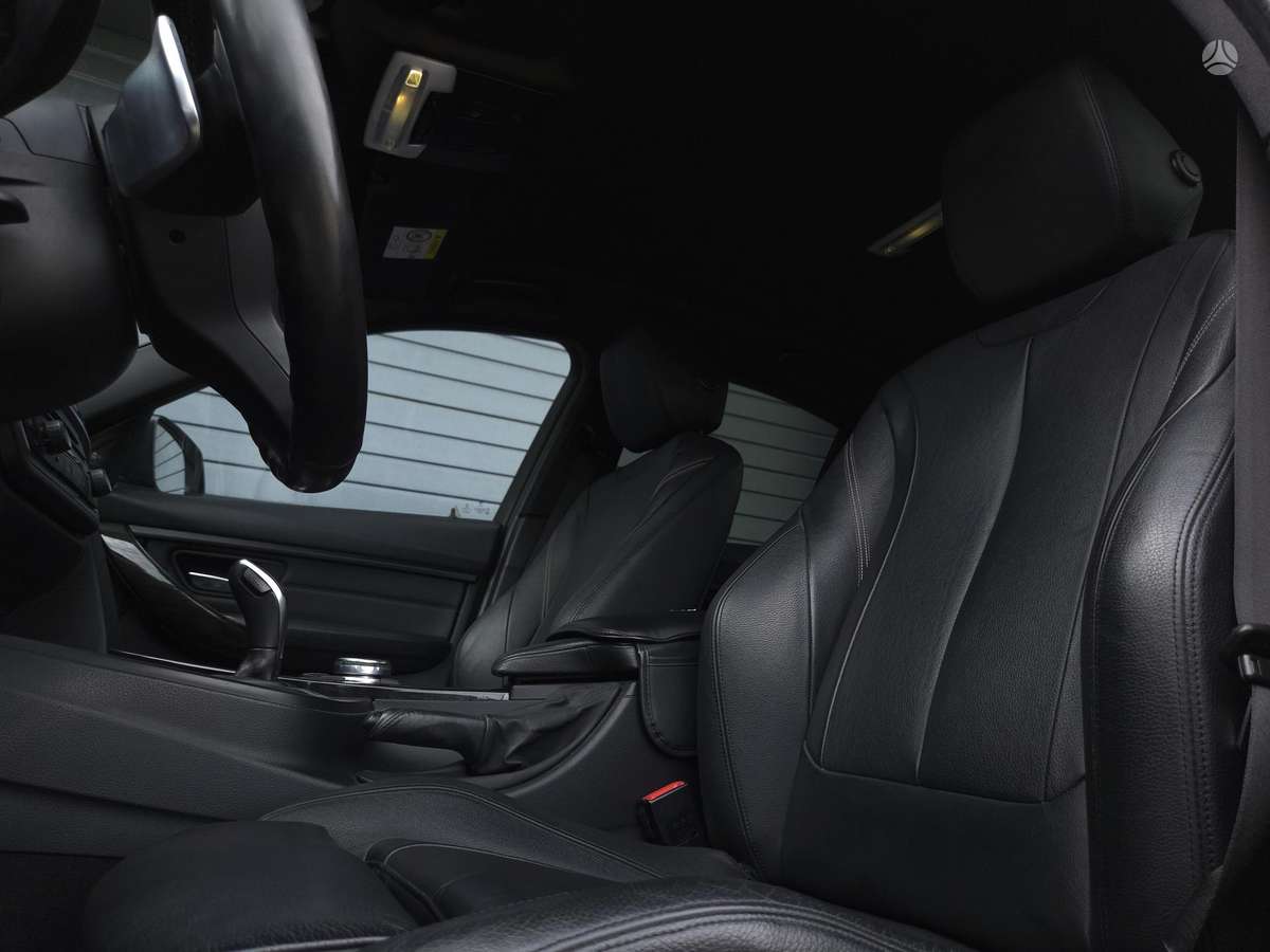 BMW 320, 2.0 l., sedanas