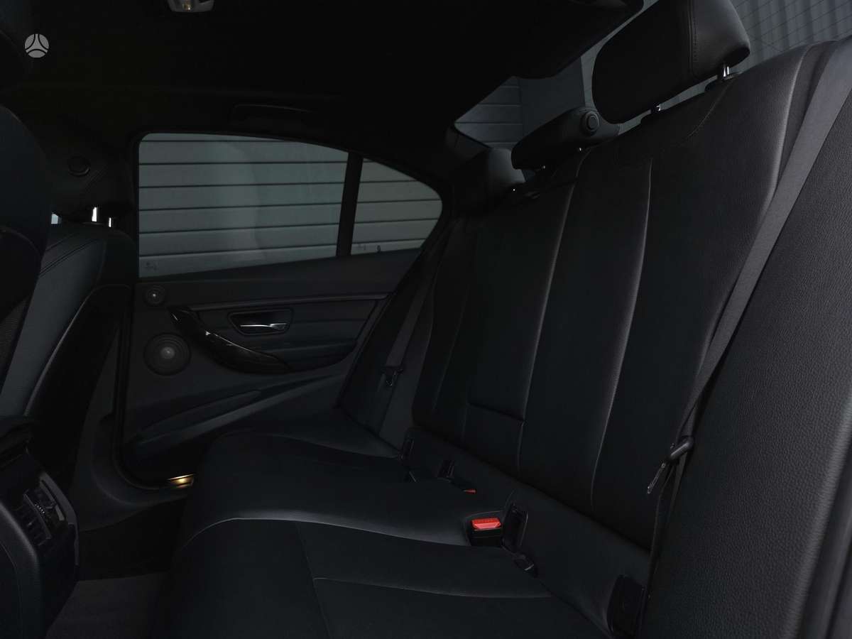 BMW 320, 2.0 l., sedanas