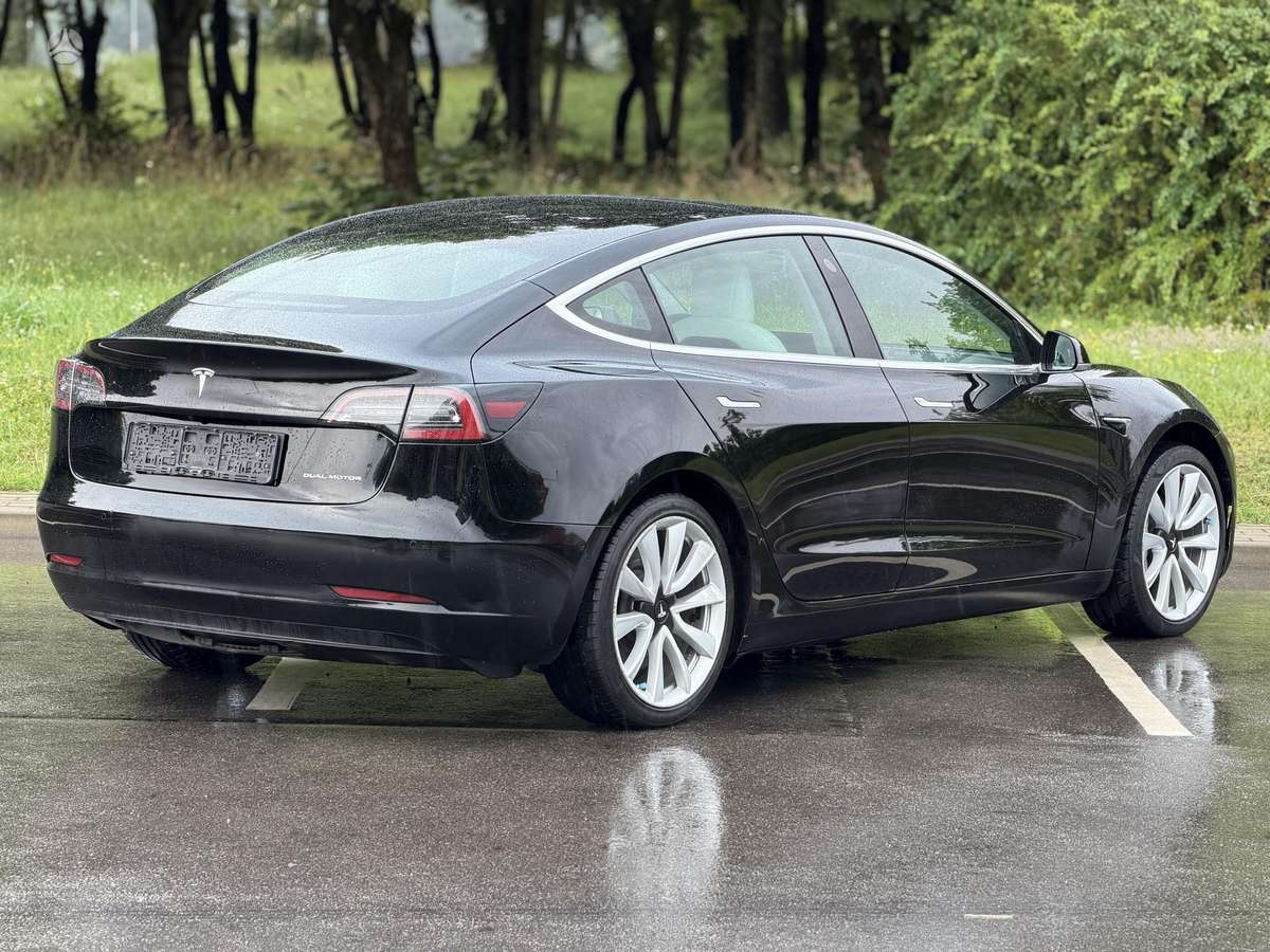 Tesla Model 3, 81 kWh, hečbekas