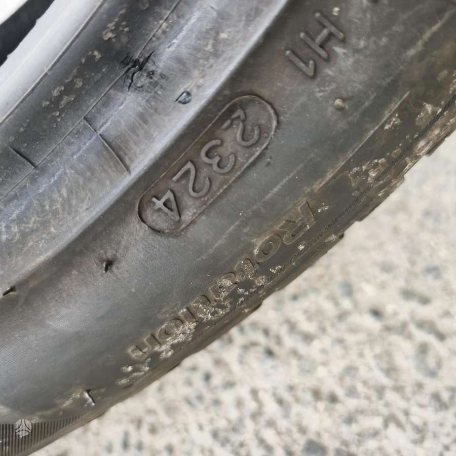 Hankook Winter icept evo3, winter 235/45 R19