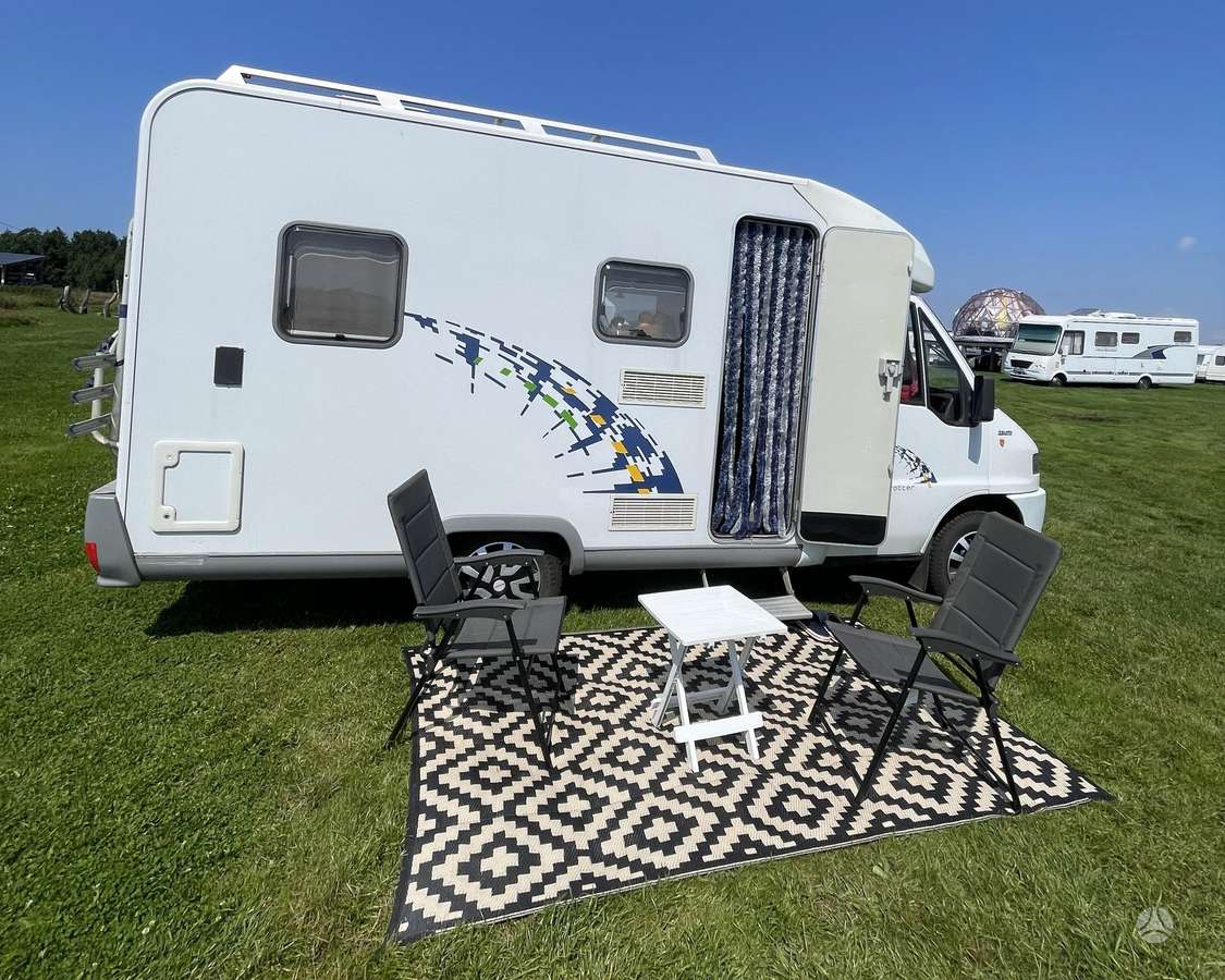Dethleffs Bus II, campers