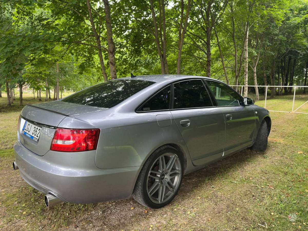 Audi A6, 2.4 l., Седан