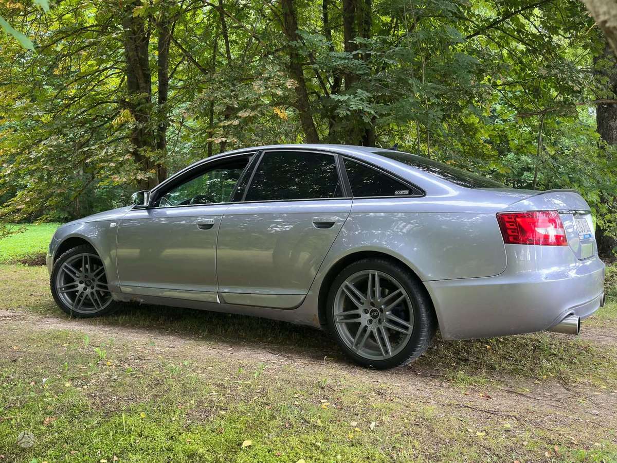 Audi A6, 2.4 l., Седан