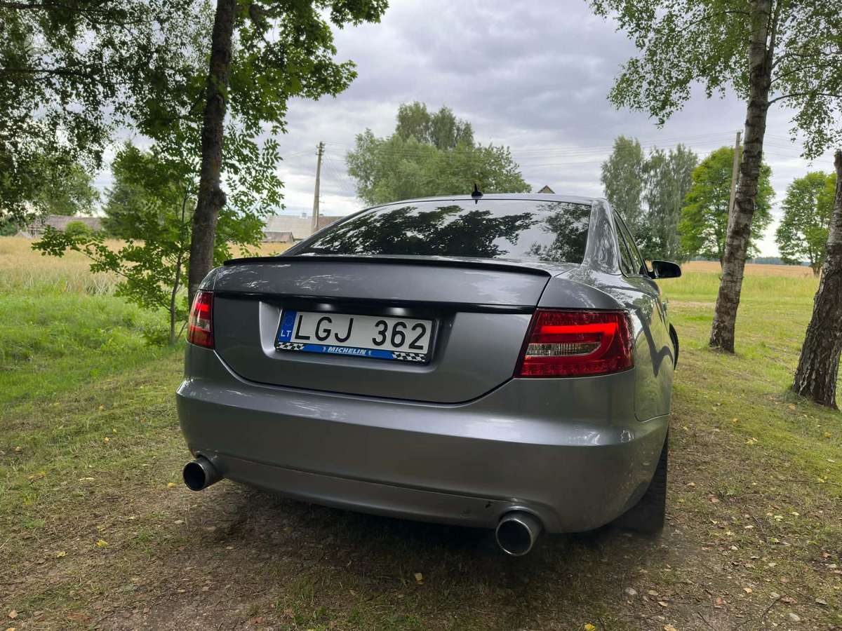 Audi A6, 2.4 l., Седан