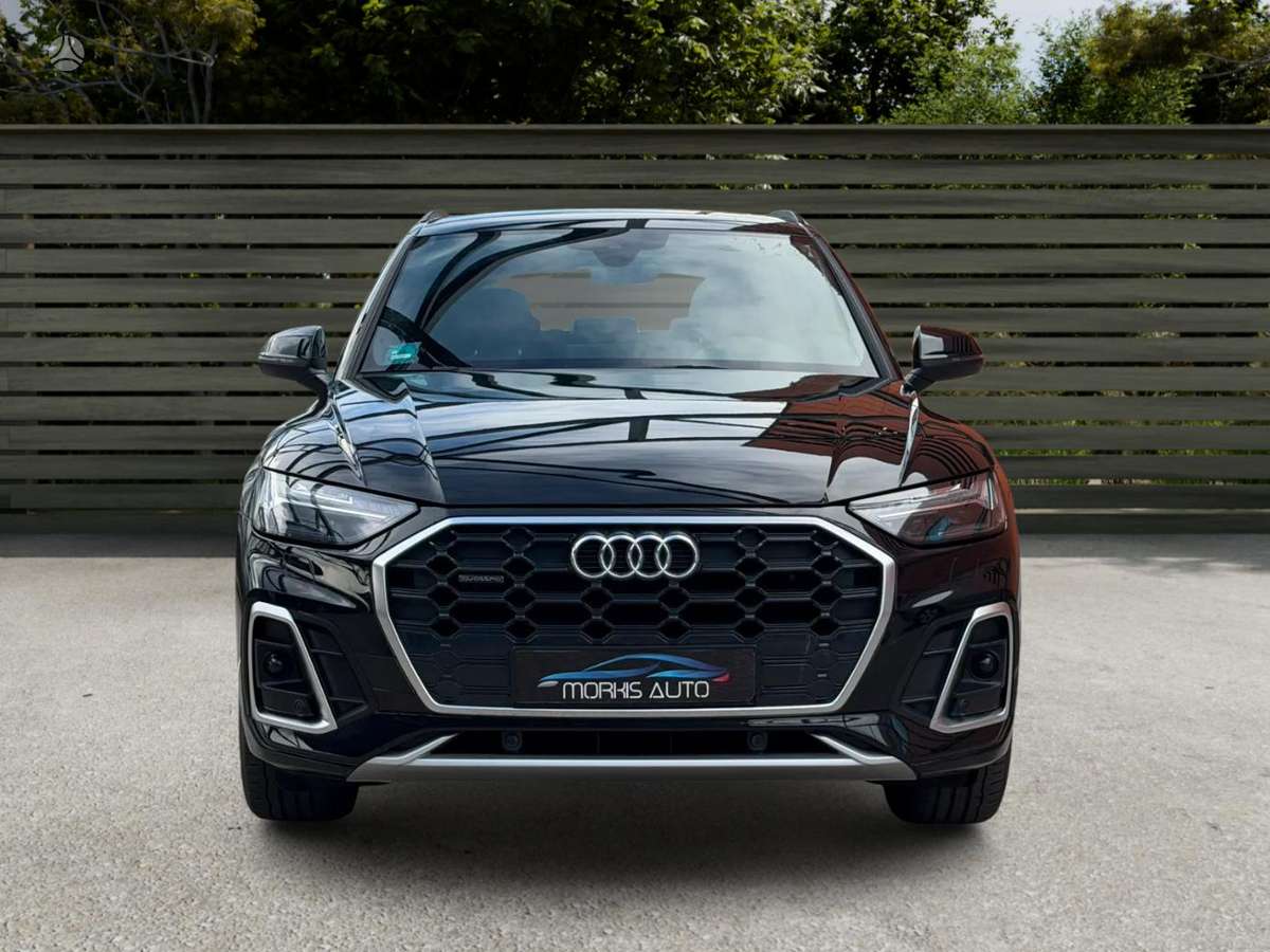Audi Q5, 2.0 l., off-road / crossover
