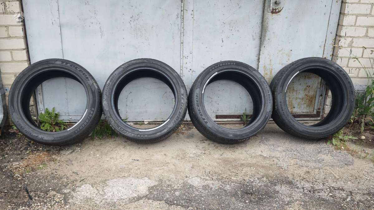 Tracmax X-privilo RSOI+, summer 295/40 R21