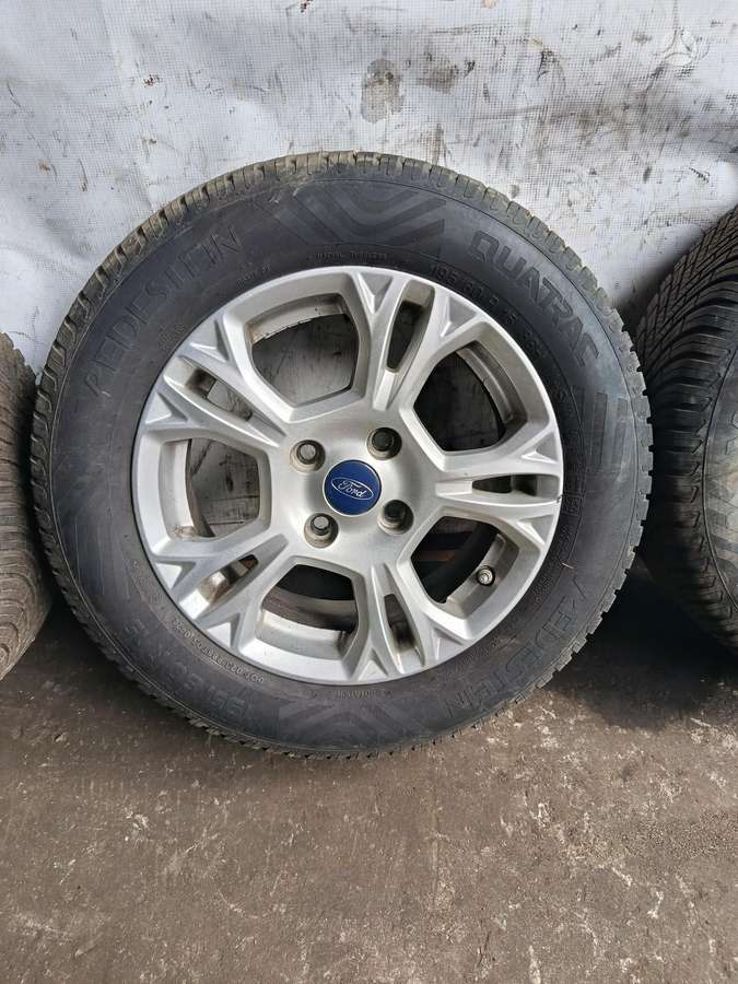 Ford B-MAX, lengvojo lydinio, R15