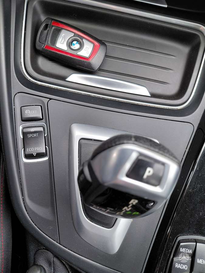 BMW 320, 2.0 l., wagon