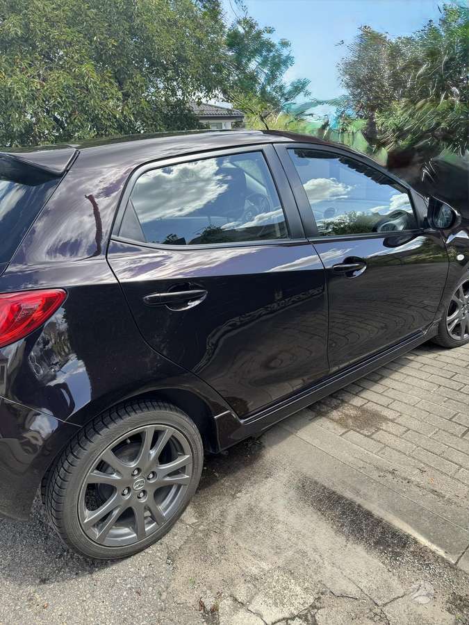 Mazda 2, 1.4 l., Хэтчбек