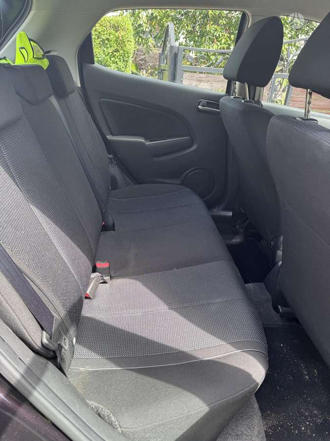 Mazda 2, 1.4 l., Хэтчбек