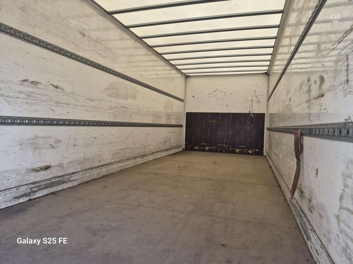 MAN 12.220, box trucks / box vans