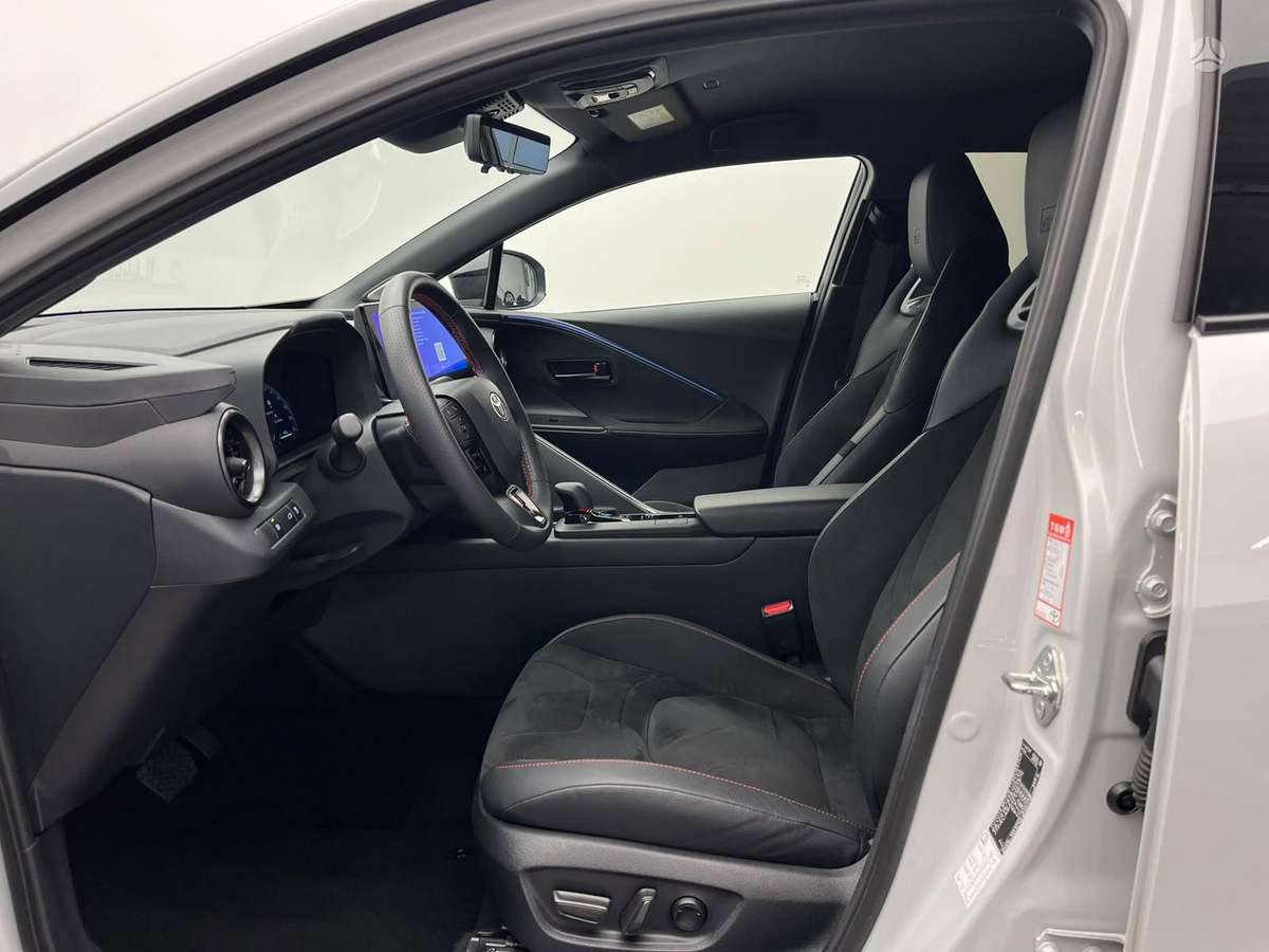 Toyota C-HR - 9