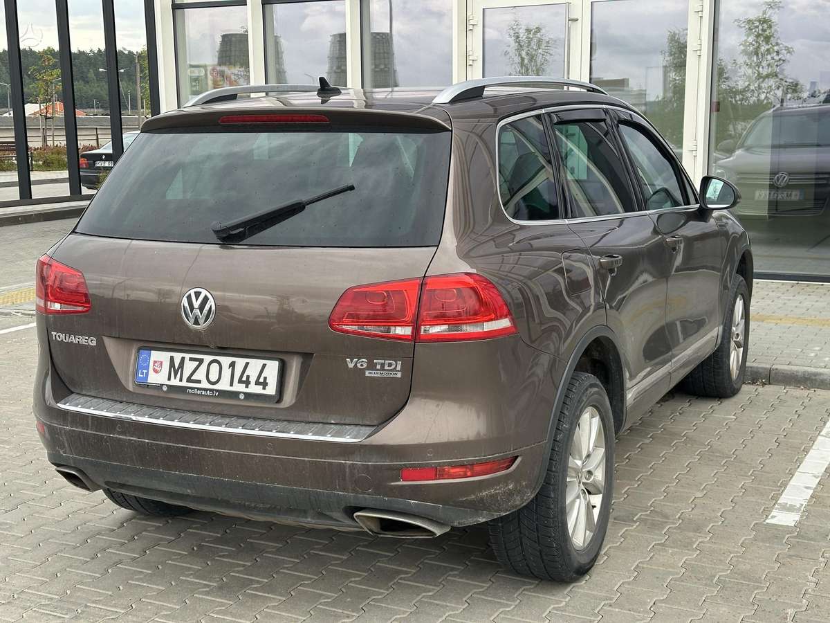 Volkswagen Touareg - 4