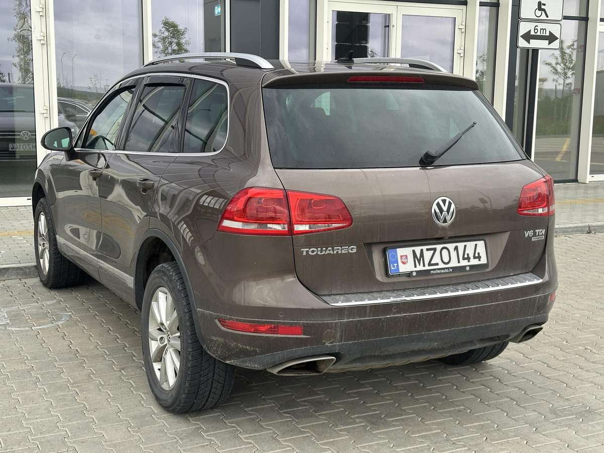Volkswagen Touareg - 6