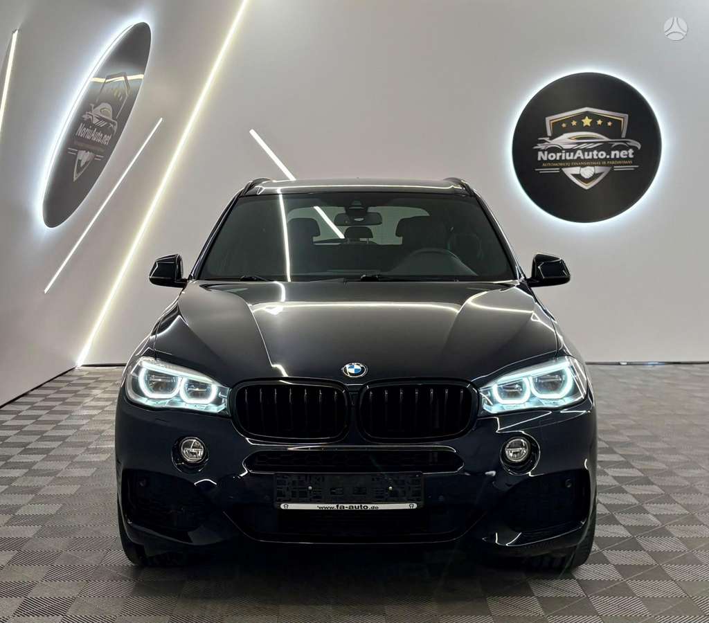 BMW X5, 2.0 l., off-road / crossover