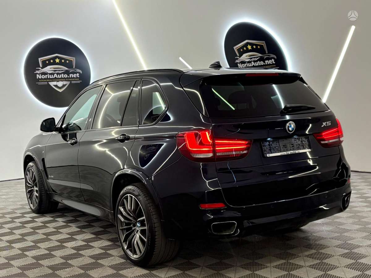 BMW X5, 2.0 l., off-road / crossover