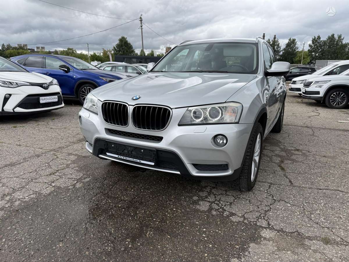BMW X3, 2.0 l., off-road / crossover