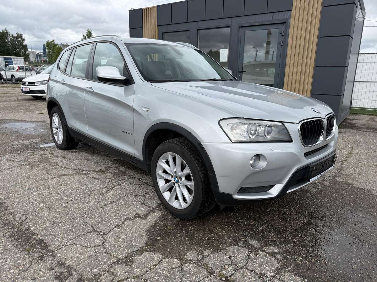 BMW X3, 2.0 l., off-road / crossover