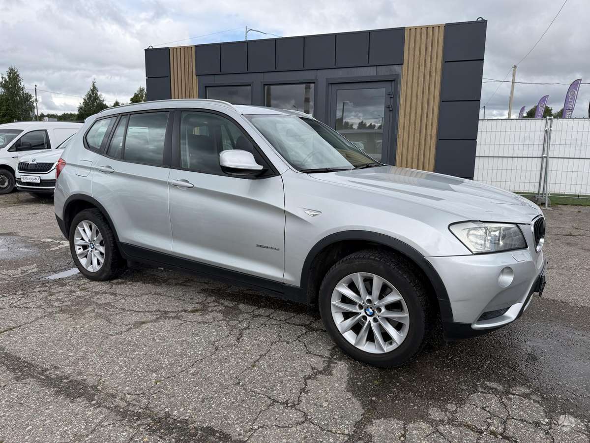 BMW X3, 2.0 l., off-road / crossover