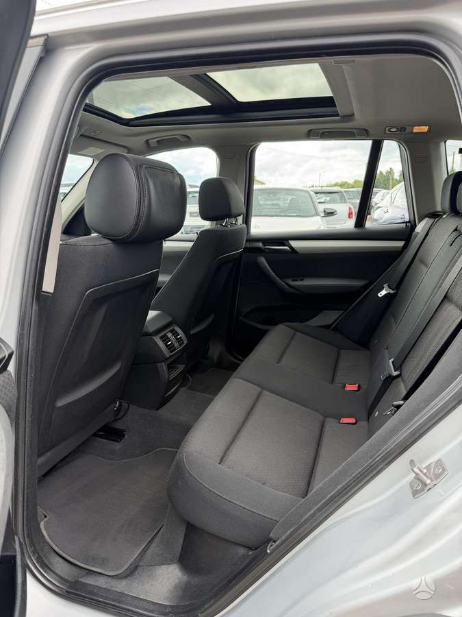 BMW X3, 2.0 l., off-road / crossover