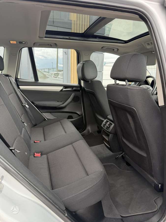 BMW X3, 2.0 l., off-road / crossover