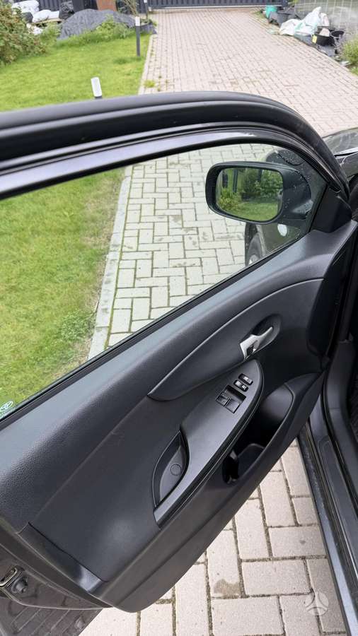 Toyota Corolla, 1.6 l., Седан