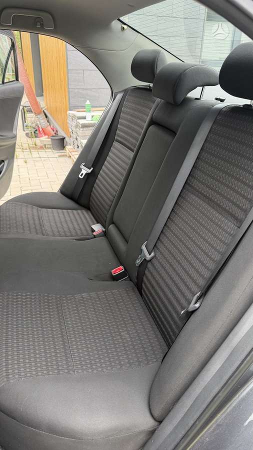 Toyota Corolla, 1.6 l., Седан