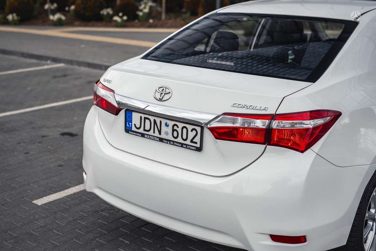 Toyota Corolla - 9