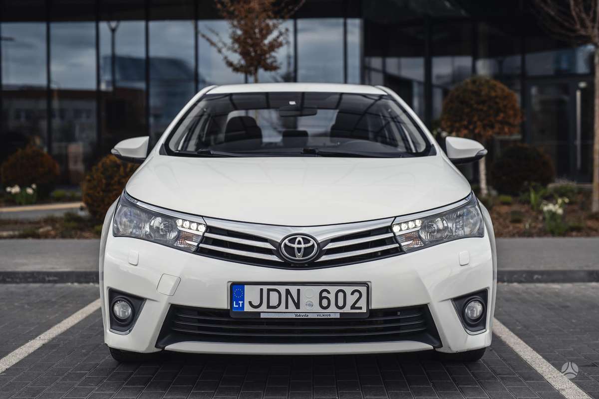 Toyota Corolla - 11
