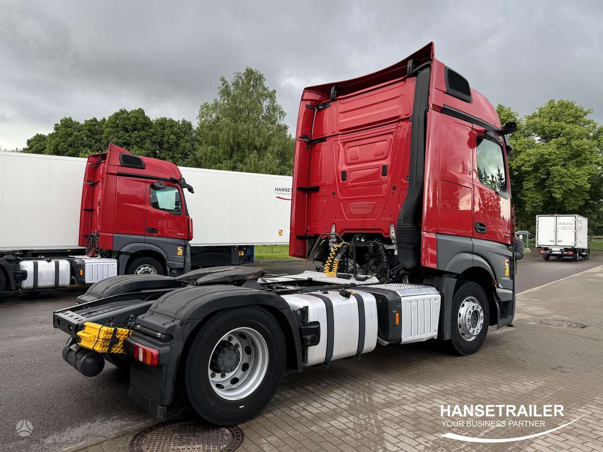 Mercedes-Benz Actros 1845 Big Space, double sleeper