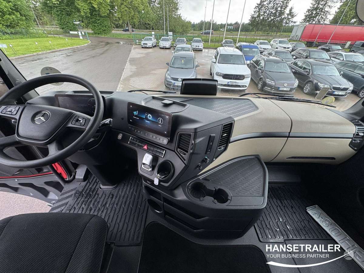 Mercedes-Benz Actros 1845 Big Space, double sleeper