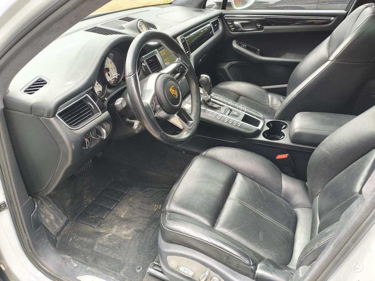 Porsche Macan for parts
