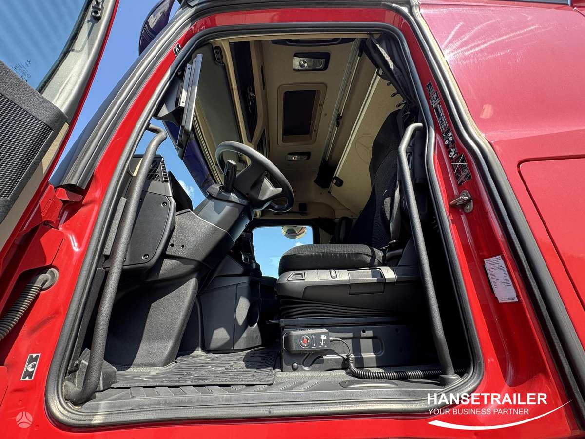 Mercedes-Benz Actros 1845 Big Space, double sleeper
